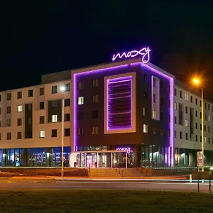 moxy-edinburgh-airport.edinburghhotelsuk.org/