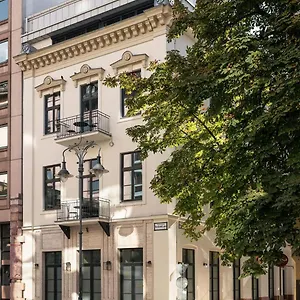 Szálloda Gin, Budapest