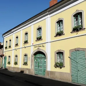 https://hauser-bodnar-haz.egerhotels.net