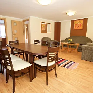  Apartament Zoli Apartmanok-brody 51-53 Ungaria